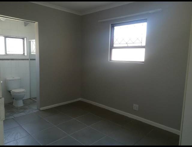 3 BEDROOM TOWNHOUSE RENTED IN HUMEWOOD